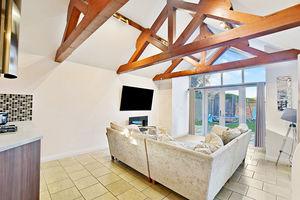 Photo 5- click for photo gallery